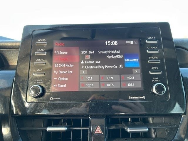 Toyota Camry SE 2022