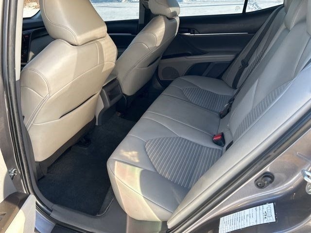 Toyota Camry SE 2022