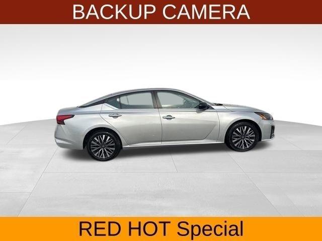 Nissan Altima 2.5 SV 2024