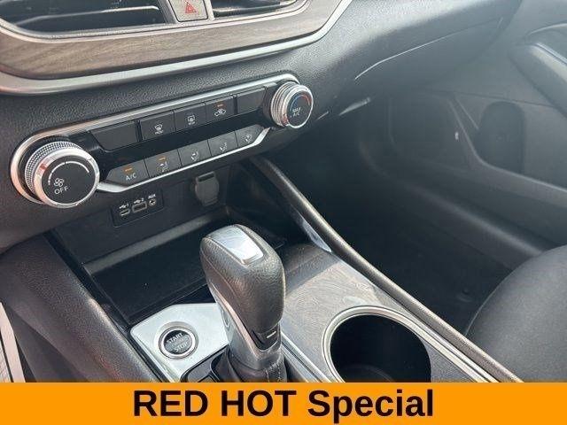 Nissan Altima 2.5 SV 2024