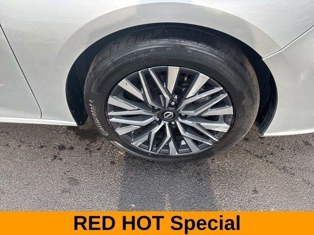 Nissan Altima 2.5 SV 2024