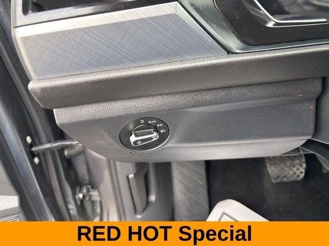 Volkswagen Jetta  2024