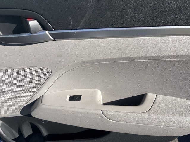 Hyundai Elantra SE 2019