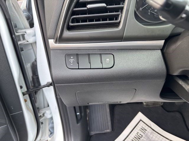 Hyundai Elantra SE 2019