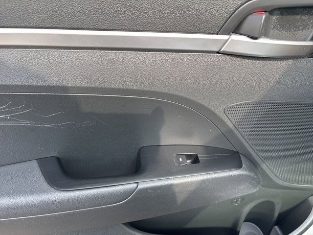 Hyundai Elantra SE 2019