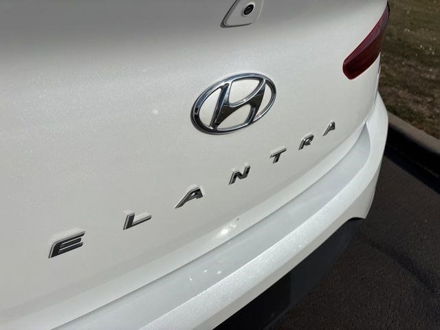 Hyundai Elantra SE 2019