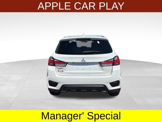 Mitsubishi Outlander Sport  2020