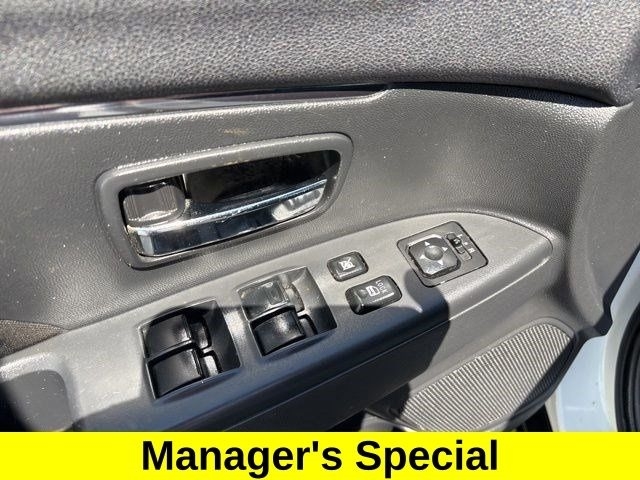 Mitsubishi Outlander Sport  2020