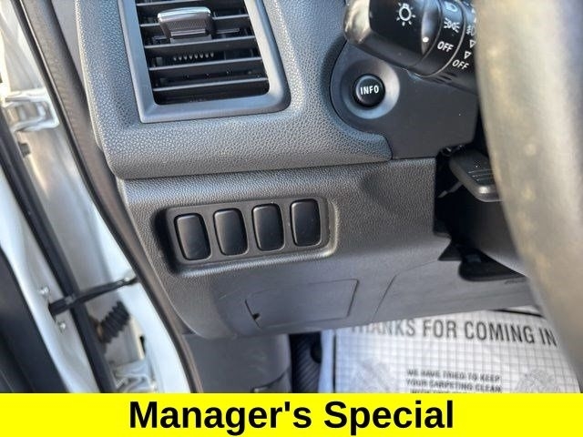 Mitsubishi Outlander Sport  2020