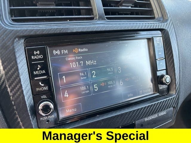 Mitsubishi Outlander Sport  2020