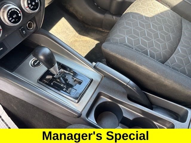 Mitsubishi Outlander Sport  2020