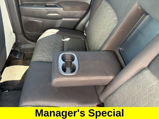 Mitsubishi Outlander Sport  2020