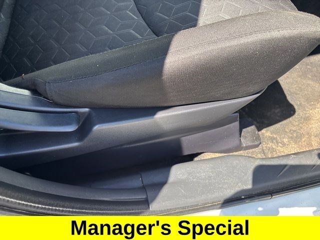 Mitsubishi Outlander Sport  2020