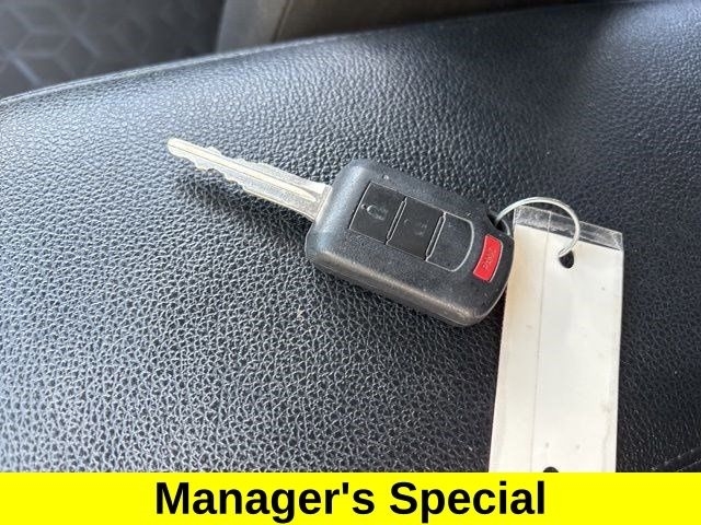 Mitsubishi Outlander Sport  2020