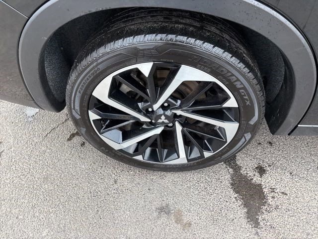 Mitsubishi Outlander SEL 4WD 2022