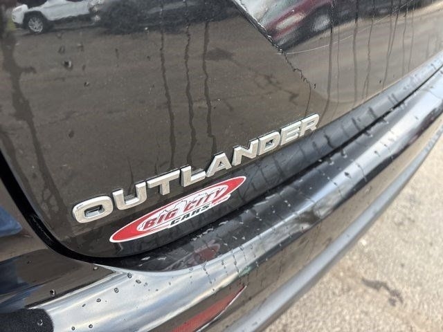 Mitsubishi Outlander SEL 4WD 2022