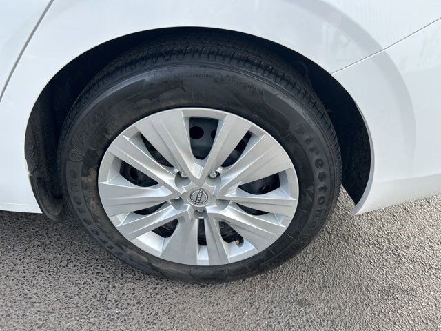 Nissan Sentra S 2024