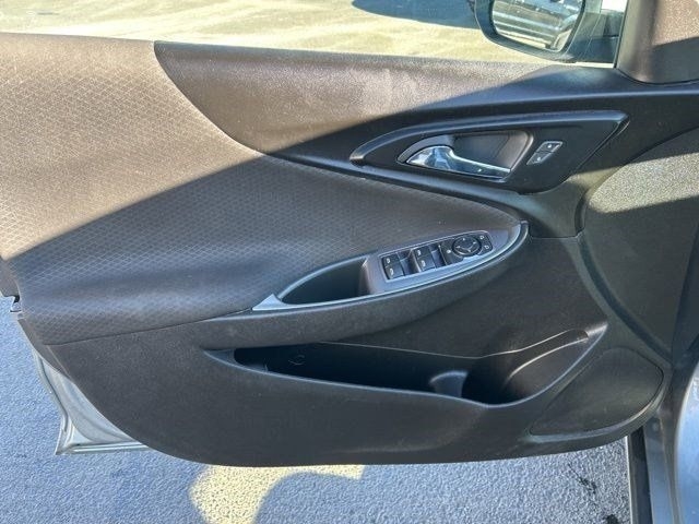 Chevrolet Malibu  2023