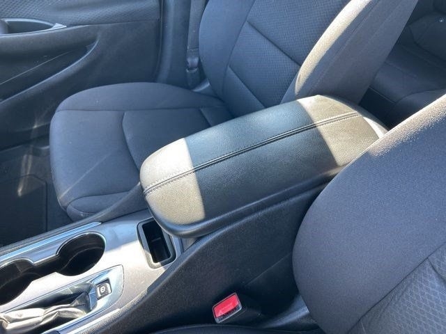 Chevrolet Malibu  2023