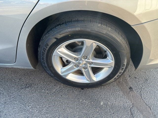 Chevrolet Malibu  2023