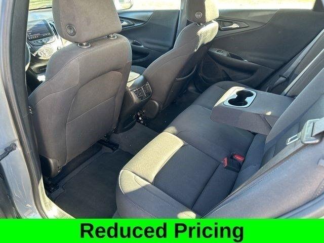 Chevrolet Malibu  2023