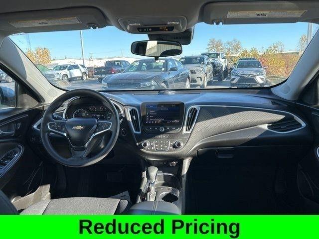 Chevrolet Malibu  2023