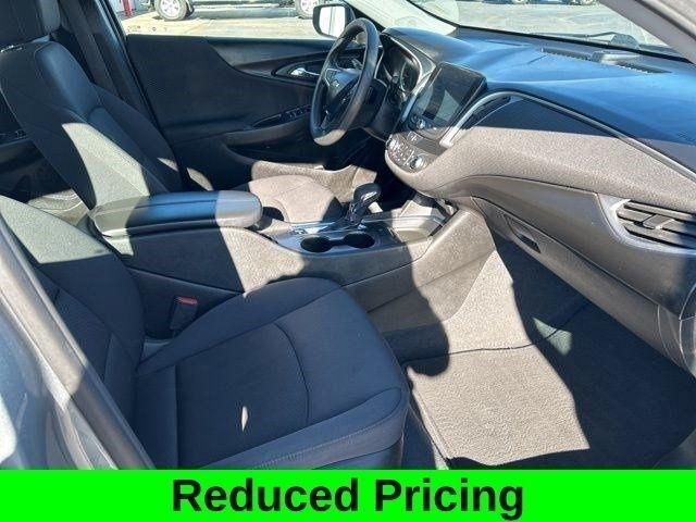 Chevrolet Malibu  2023