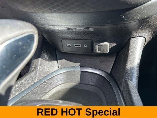 Chevrolet Malibu  2023