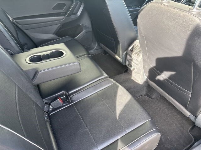 Volkswagen Tiguan  2021