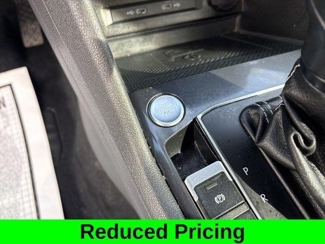 Volkswagen Tiguan  2021