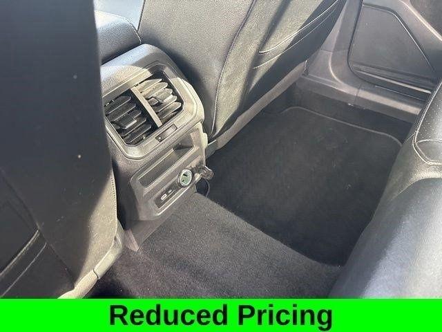 Volkswagen Tiguan  2021