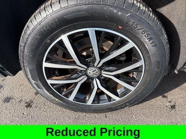 Volkswagen Tiguan  2021