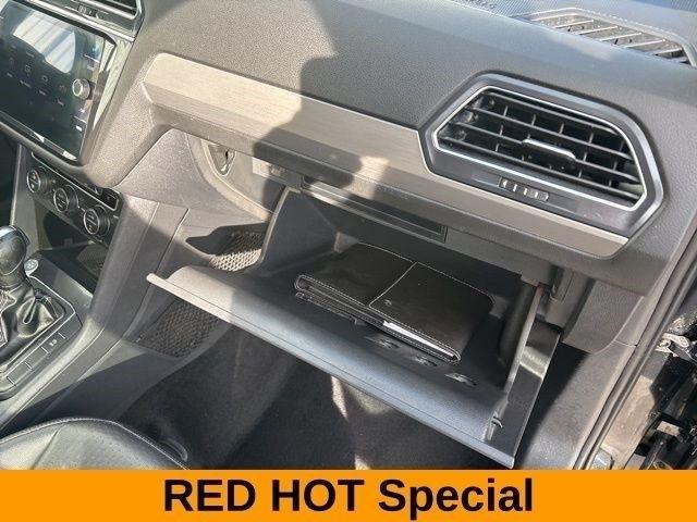 Volkswagen Tiguan  2021