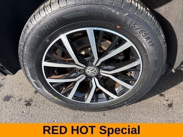 Volkswagen Tiguan  2021