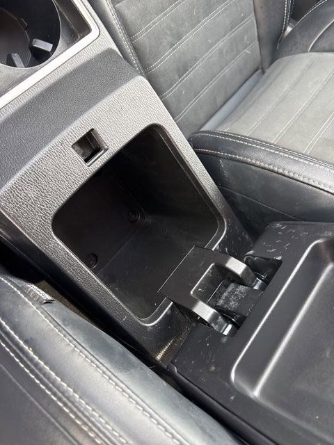 Mitsubishi Outlander SE 2024