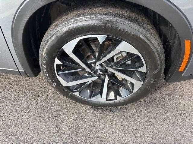 Mitsubishi Outlander SE 2024