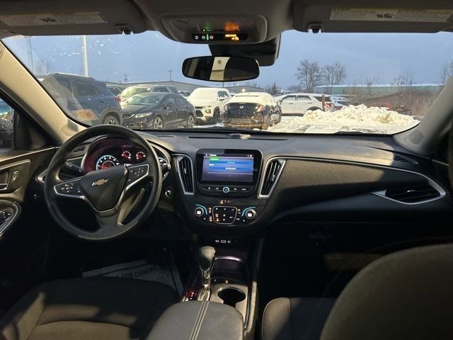 Chevrolet Malibu  2025