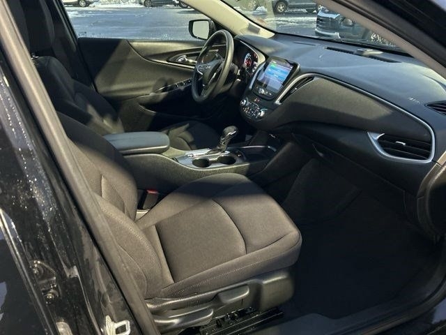 Chevrolet Malibu  2025