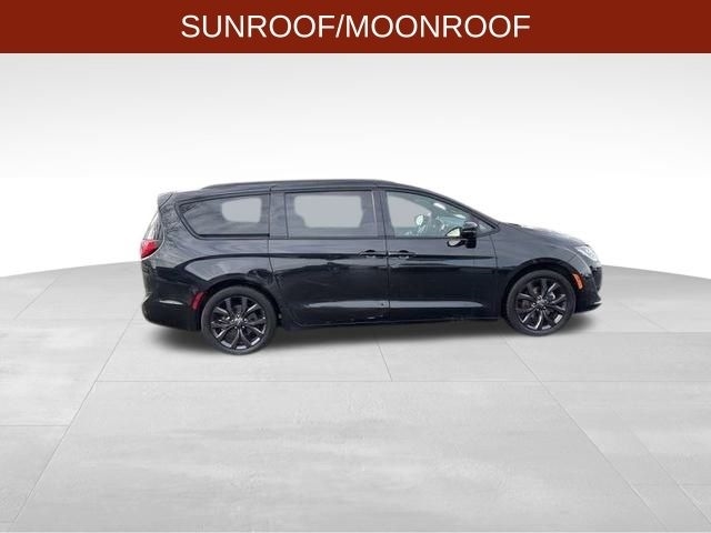 Chrysler Pacifica Limited 2019