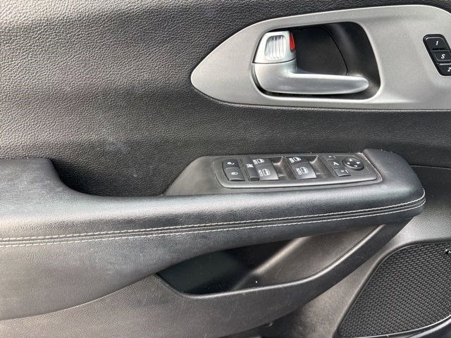 Chrysler Pacifica Limited 2019