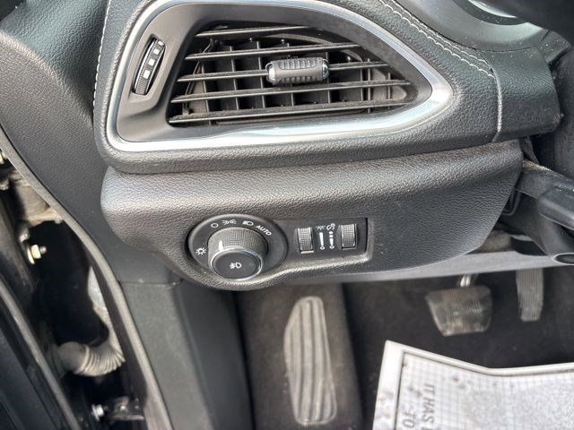 Chrysler Pacifica Limited 2019