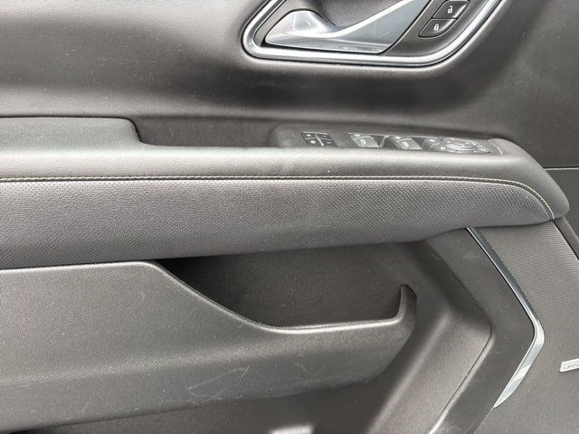 Chevrolet Suburban Premier 2023