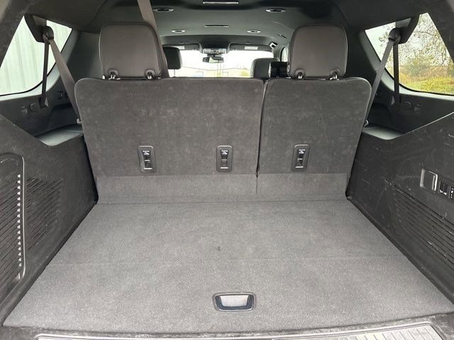 Chevrolet Suburban Premier 2023