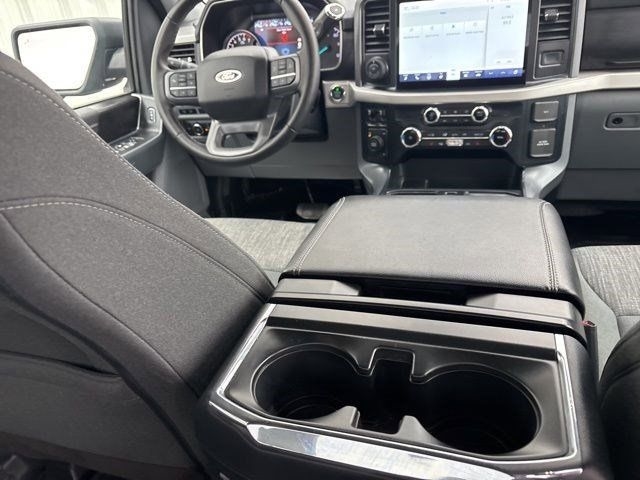 Ford F-150 XLT SuperCrew 4WD 2023