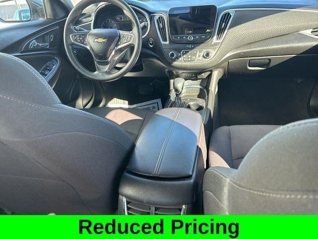 Chevrolet Malibu  2023