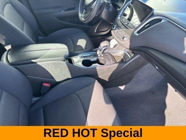 Chevrolet Malibu  2023