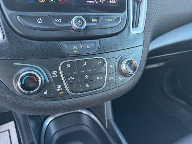 Chevrolet Malibu  2023