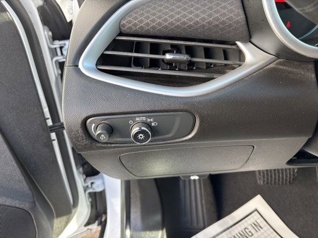 Chevrolet Malibu  2023