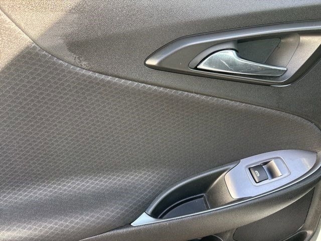 Chevrolet Malibu  2023