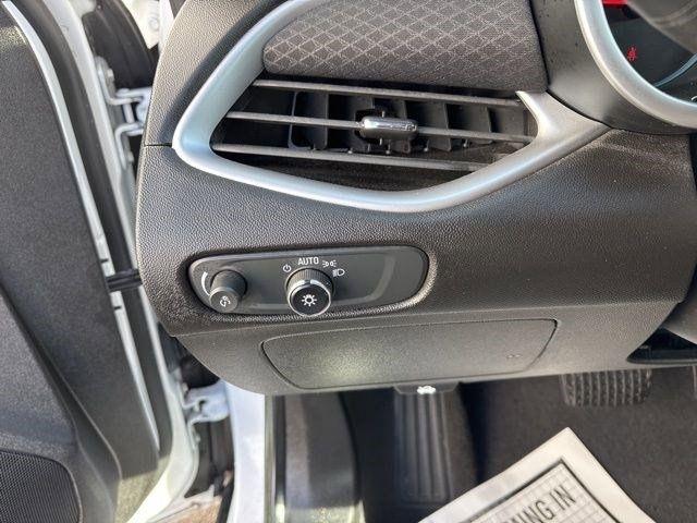 Chevrolet Malibu  2023